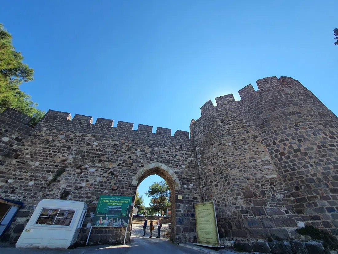 Kadifekale (Velvet Castle), Izmir