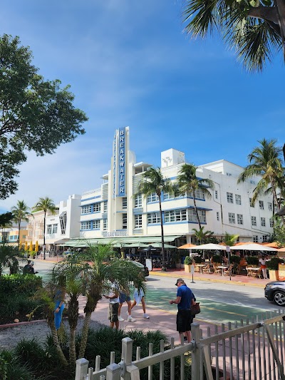 Architectural Walking Tour of South Beach