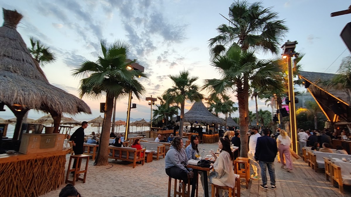 Bolivar Beach Club — photo 3