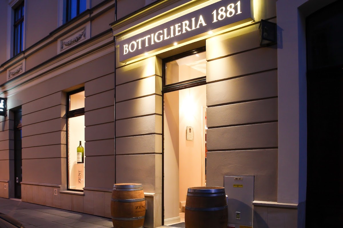 Bottiglieri 1881, Krakow