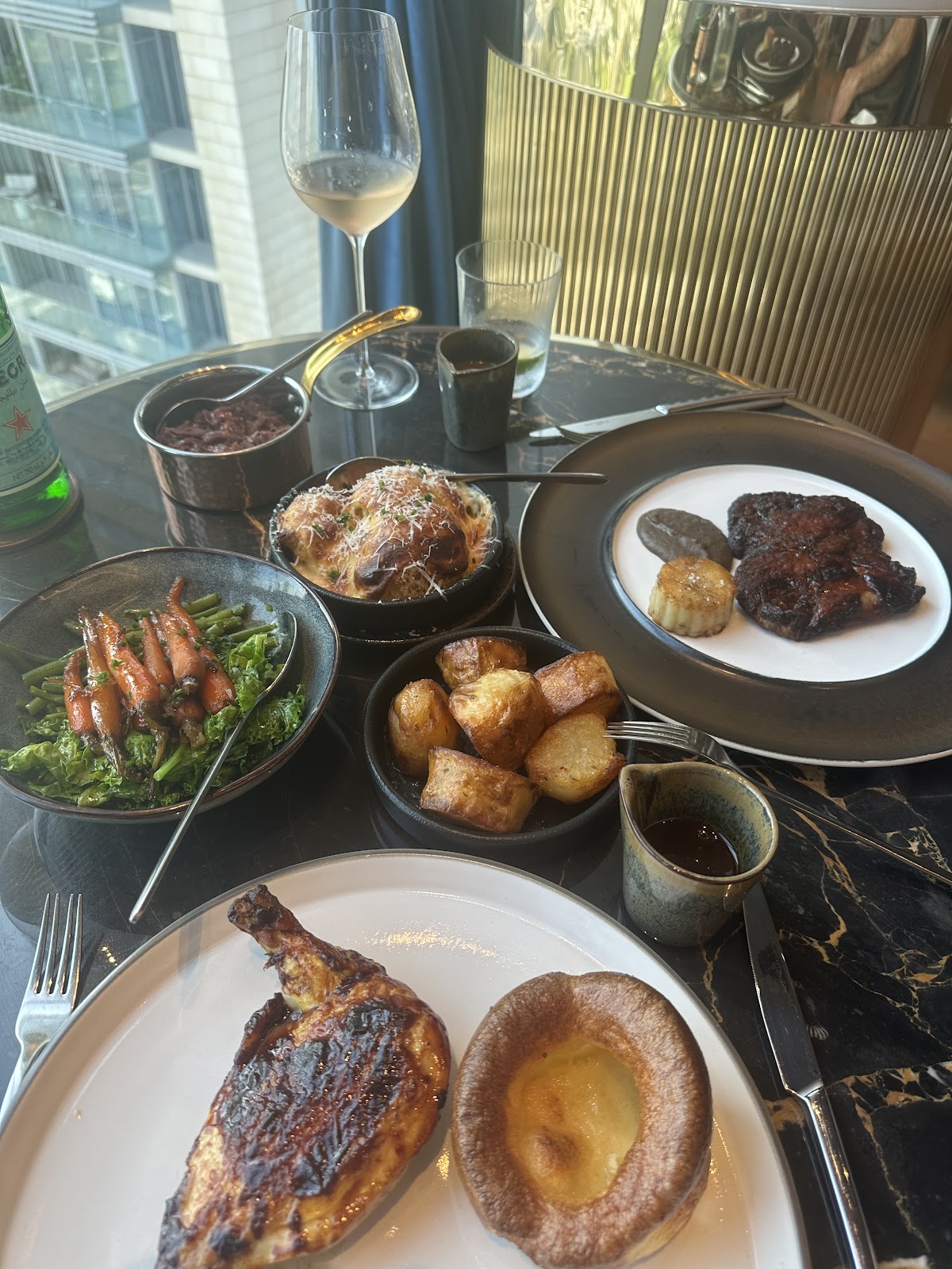 Bull & Bear, Dubai