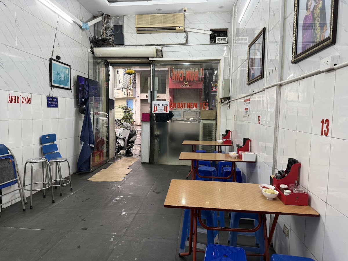 Bun Cha Huong Lien, Hanoi
