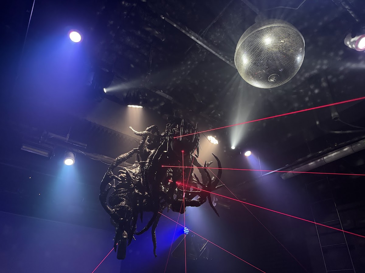 Circus Tokyo — photo 3