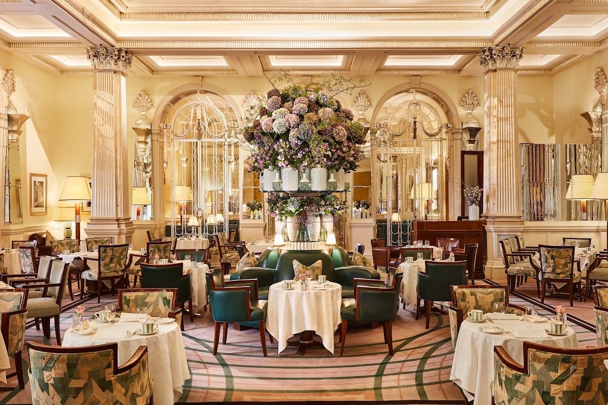 Claridge's — photo 2