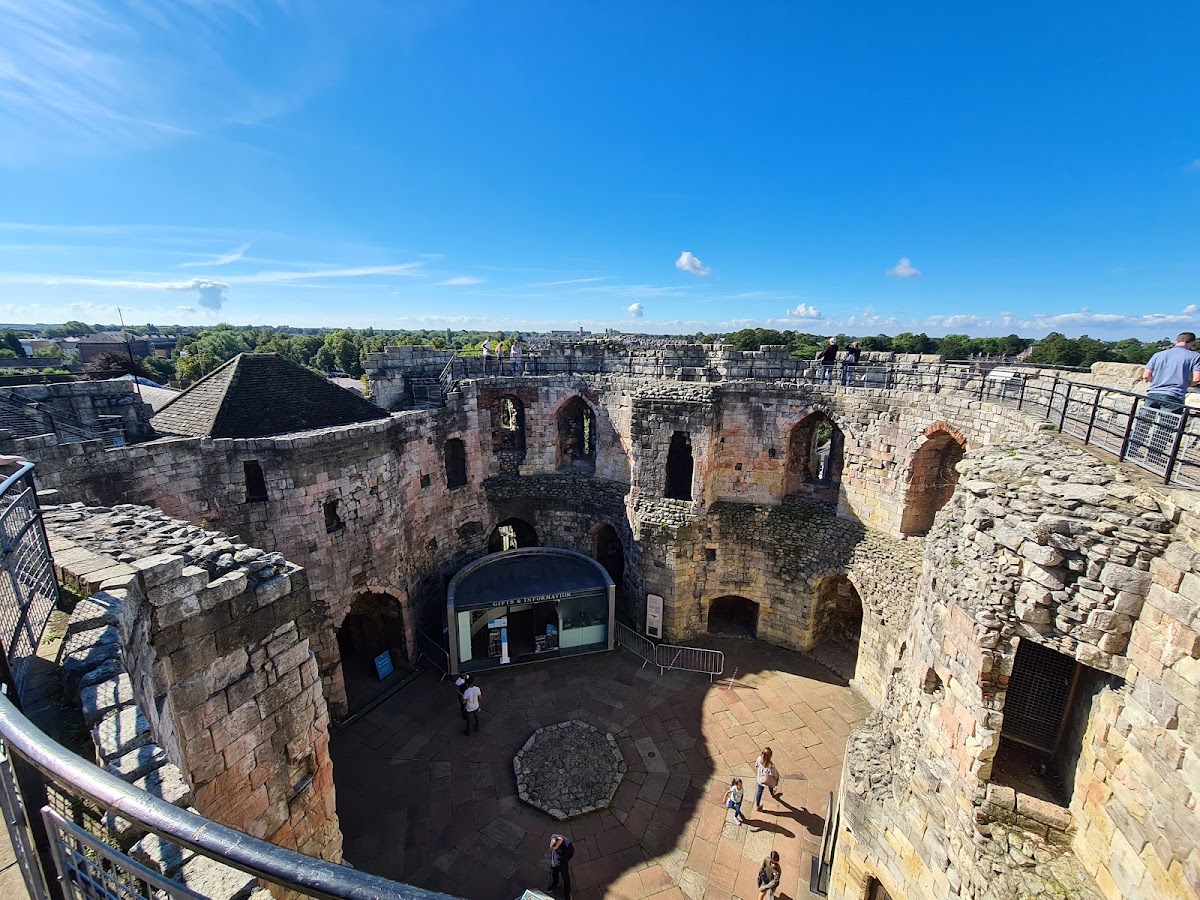Clifford's Tower — photo 2