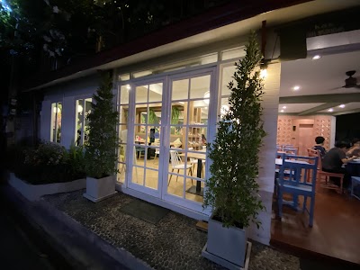Dok Bua Vegetarian Restaurant