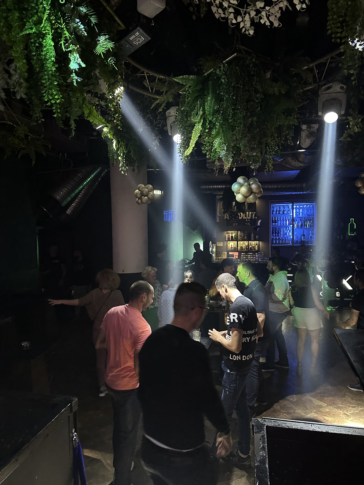 Elyx Night Club — photo 3