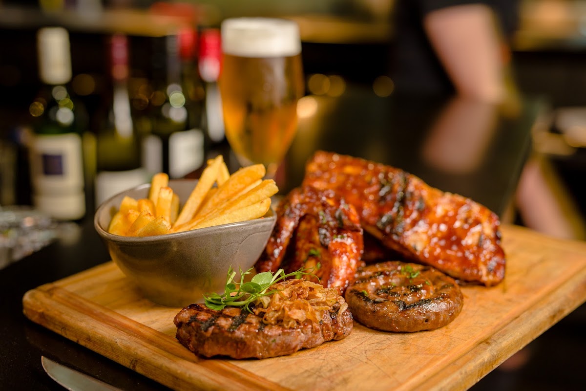Flame Bar & Grill, Queenstown