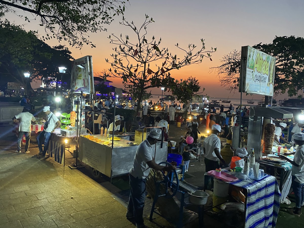 Forodhani Gardens Night Market — photo 2