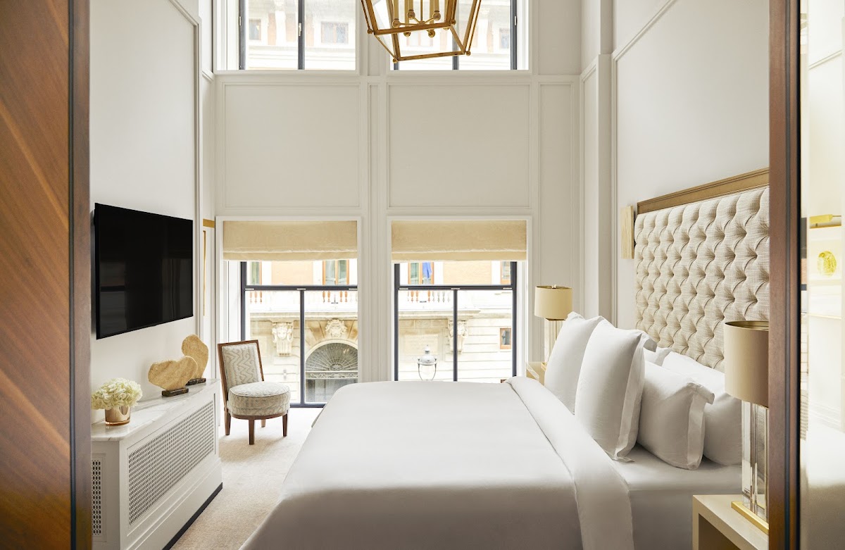 Four Seasons Hotel Madrid — photo 4