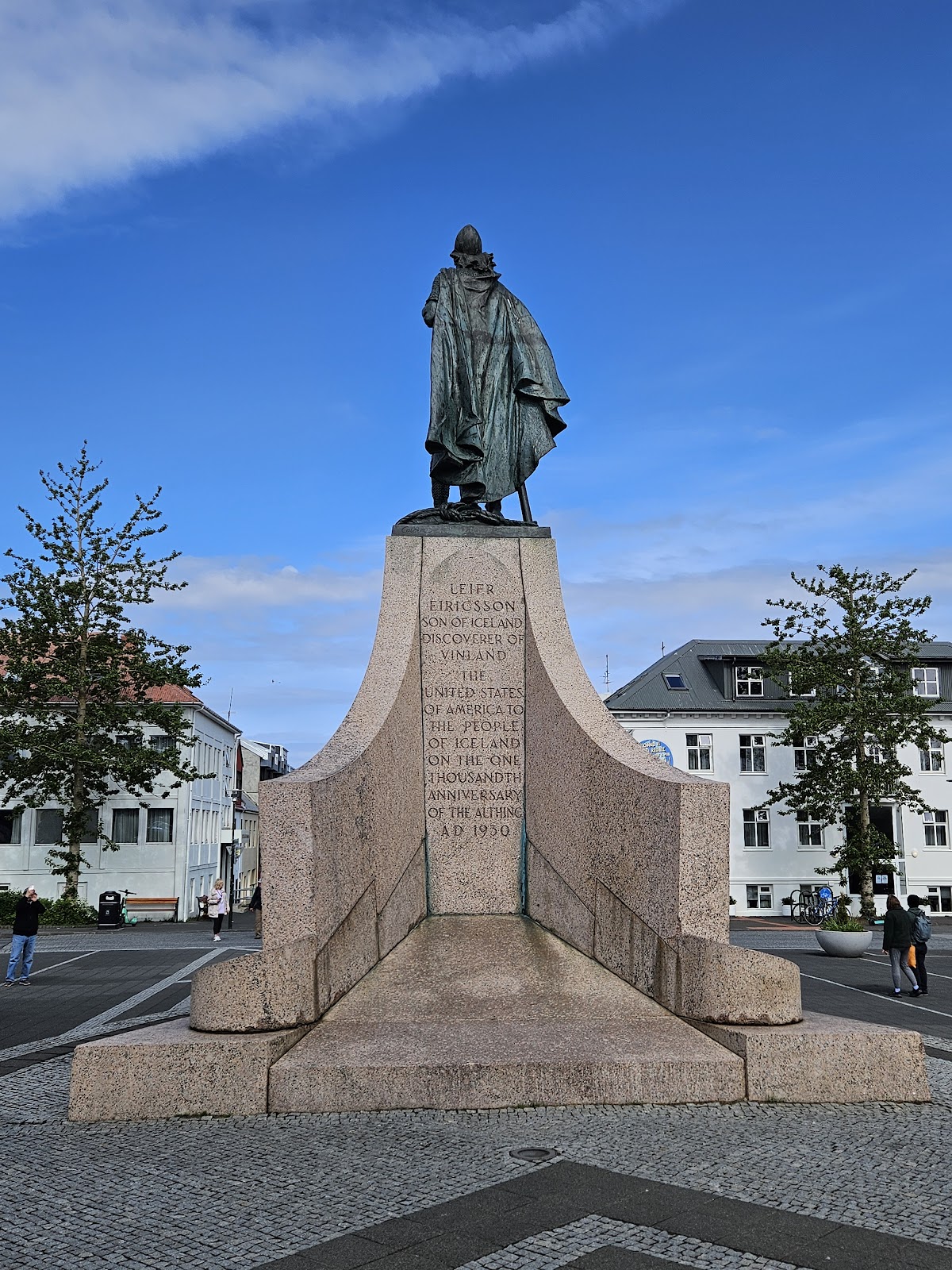 Hallgrímskirkja — photo 2