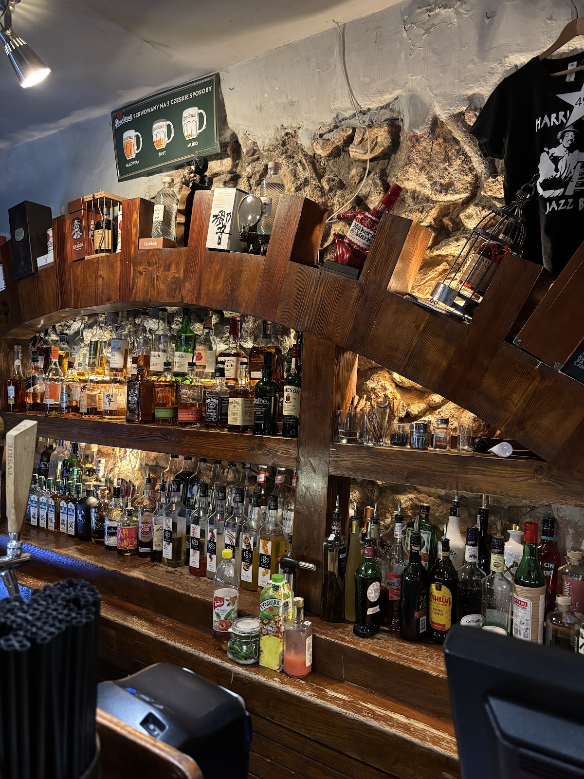 Harris Piano Jazz Bar — photo 4