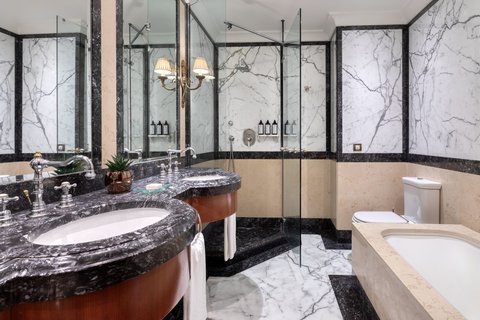 Hotel Grande Bretagne — photo 3