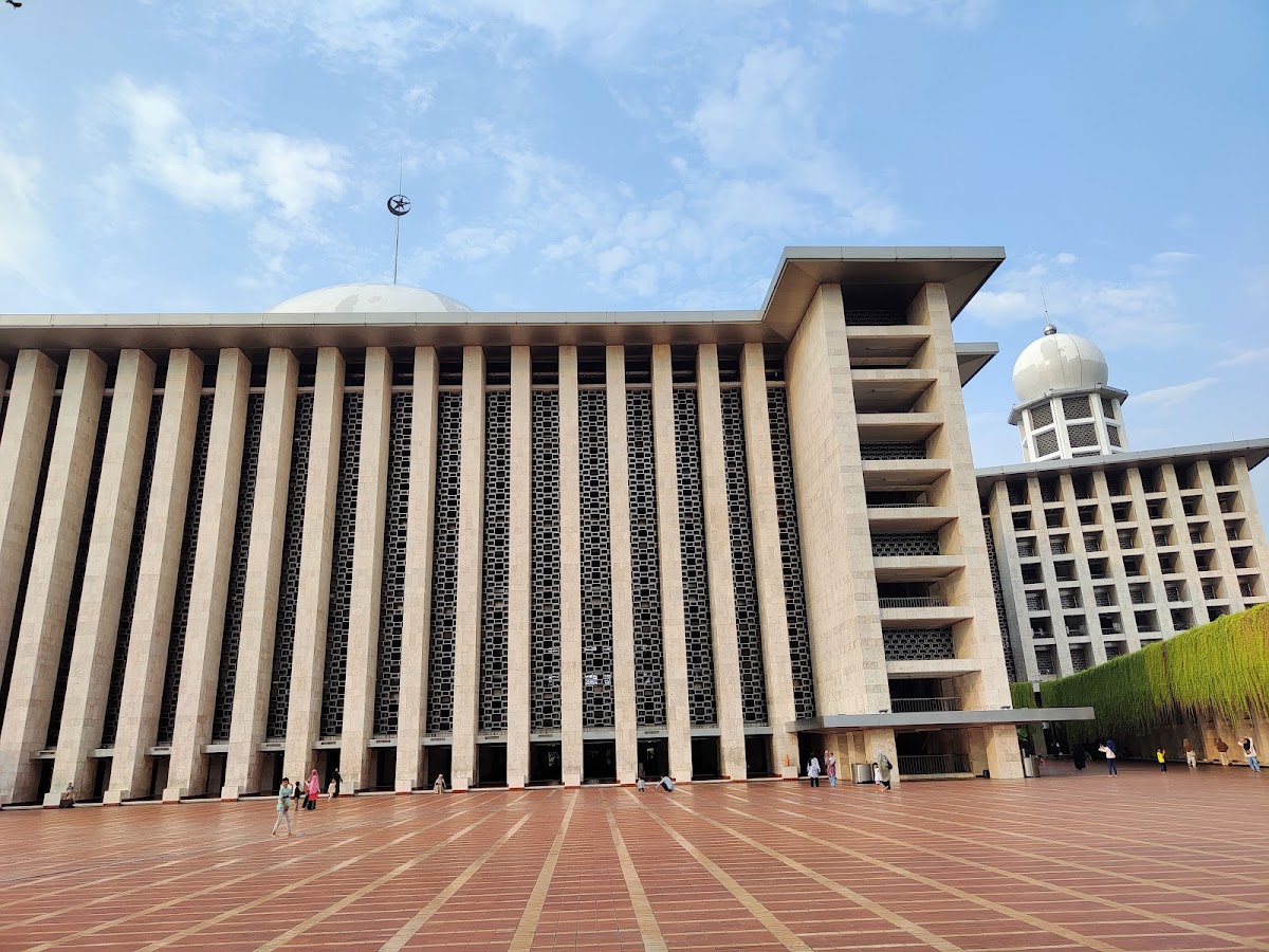 Istiqlal Mosque — photo 3