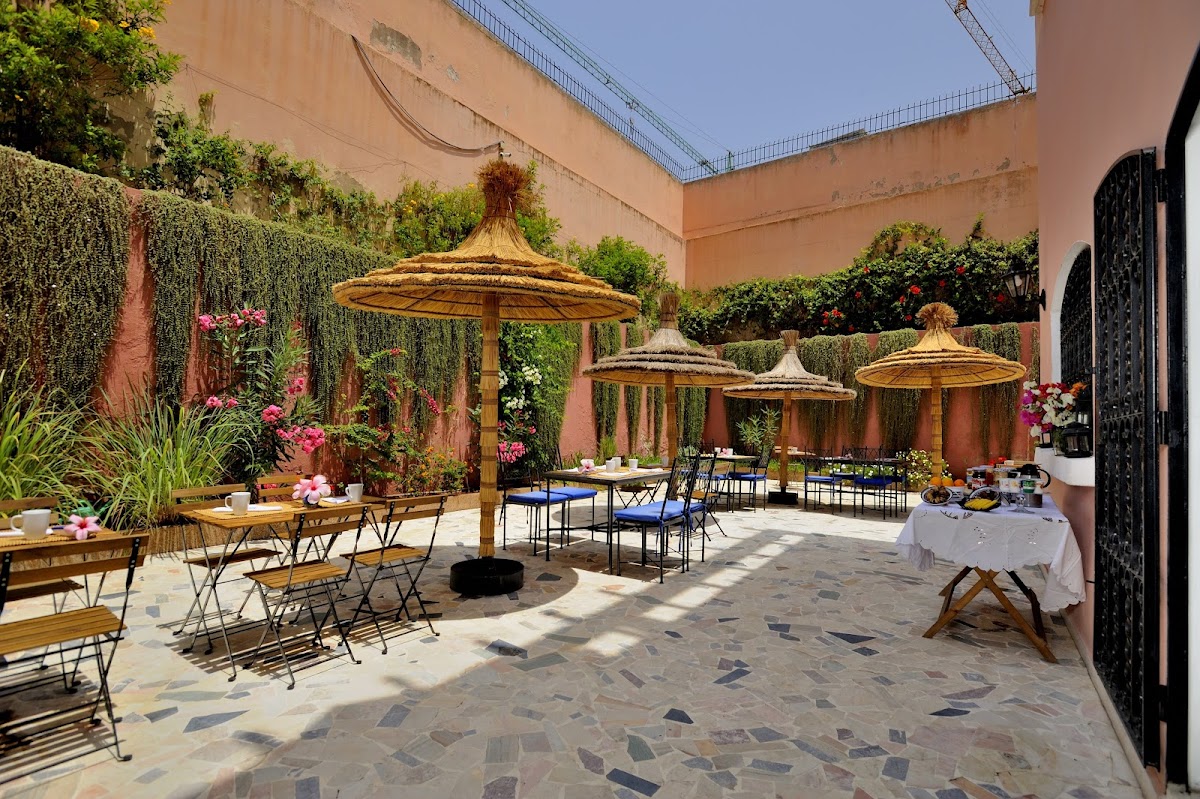 L'Hostel, Casablanca