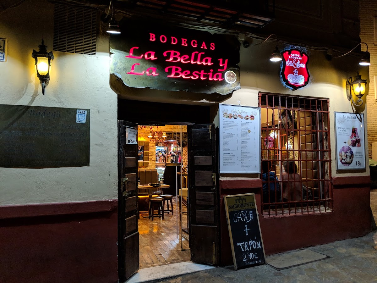 La Bella y La Bestia, Granada