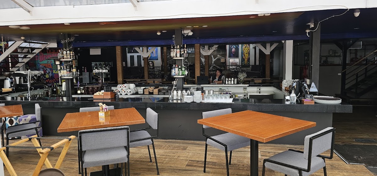 Limbus Restobar — photo 5