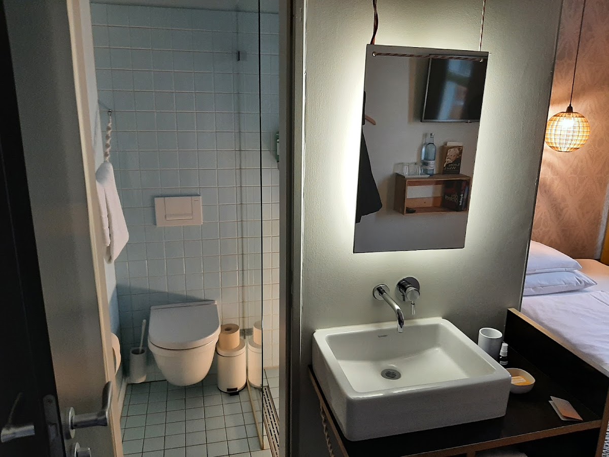 Michelberger Hotel — photo 3