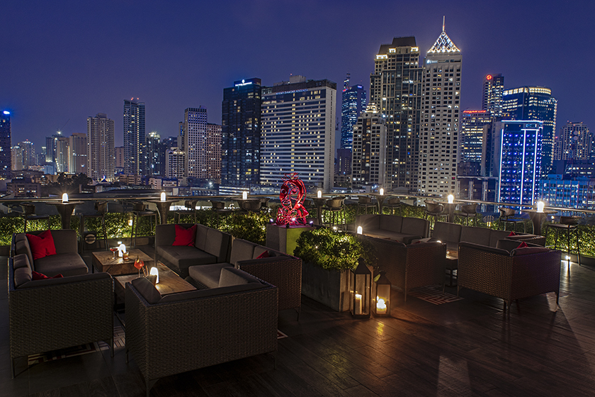 Mistral Rooftop Bar, Manila