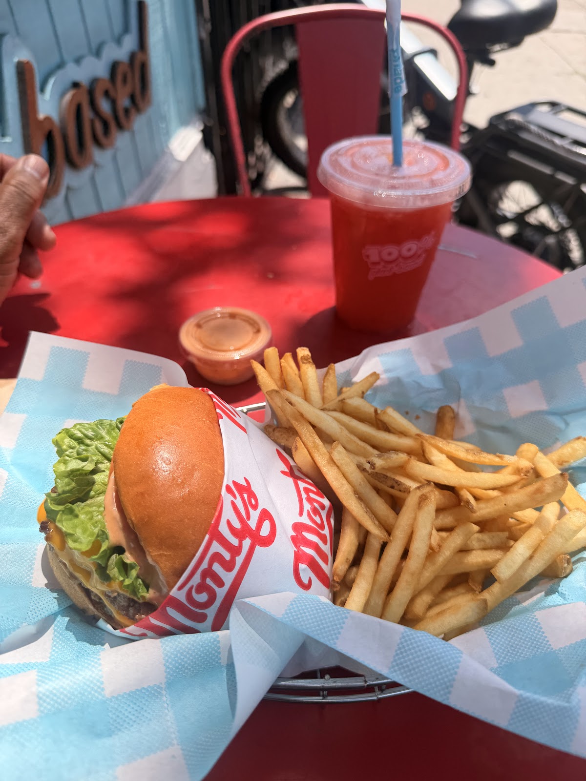 Monty's Good Burger — photo 4