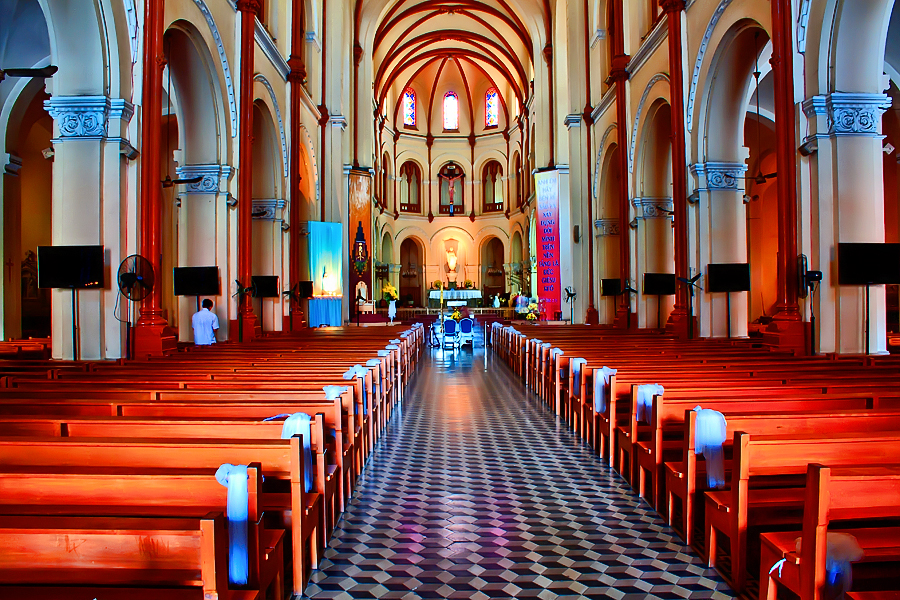 Notre-Dame Cathedral Basilica, Saigon