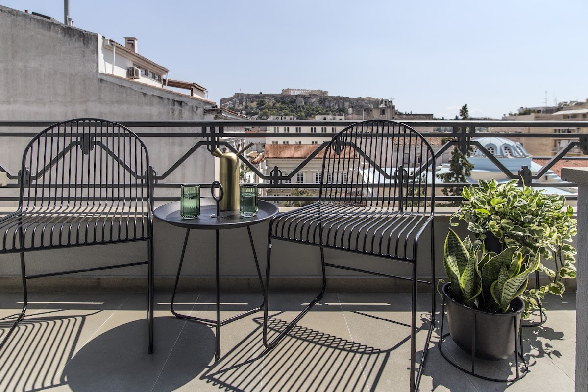 Perianth Hotel, Athens