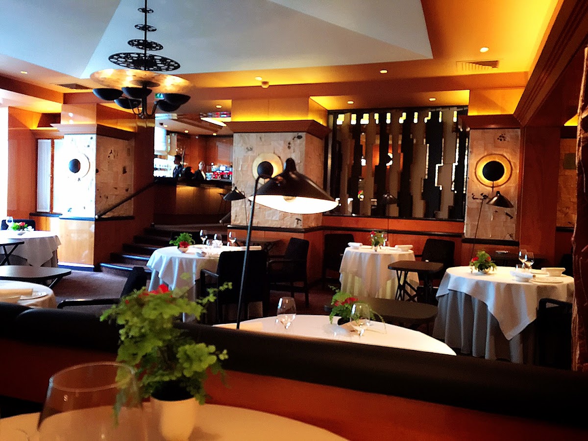 Pierre Gagnaire, Paris