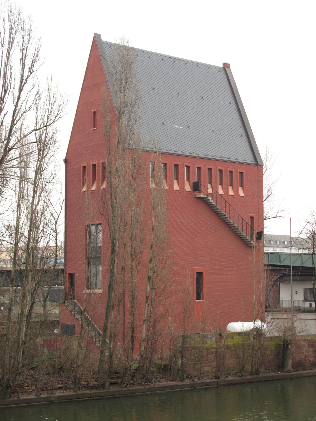 Portikus, Frankfurt