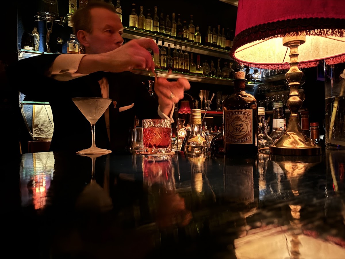 Rote Bar, Frankfurt