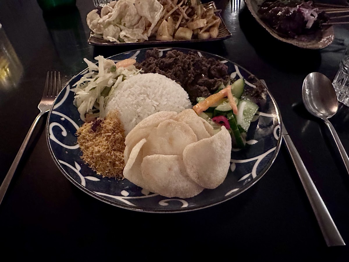 Sampurna, Amsterdam