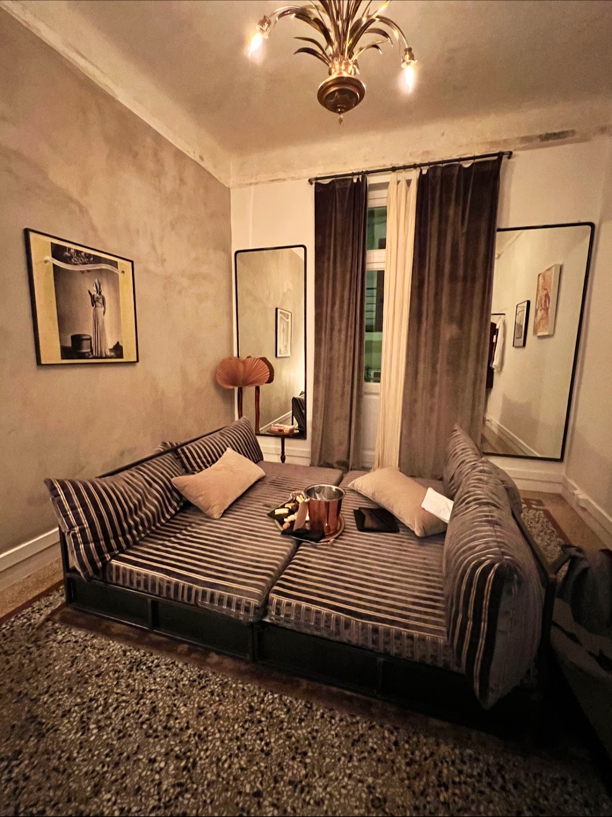 Shila Athens, Athens