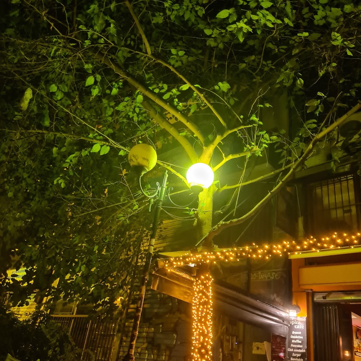 Spiriada, Athens