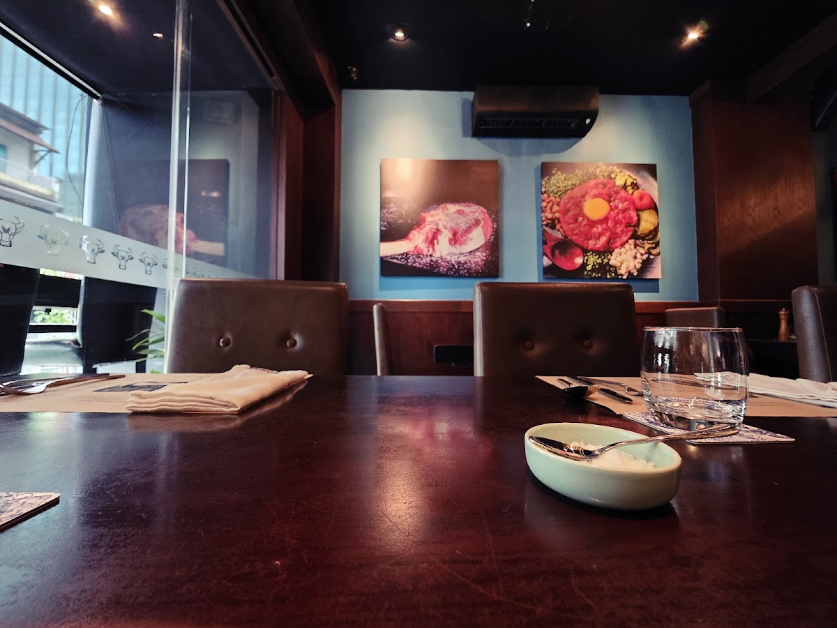 Stoker Woodfired Grill & Bar — photo 6