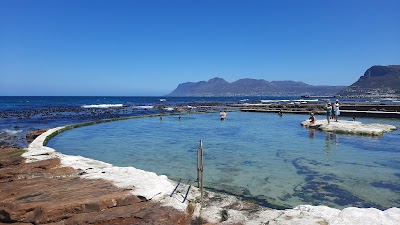 Swim in the Dalebrook Tidal Pool