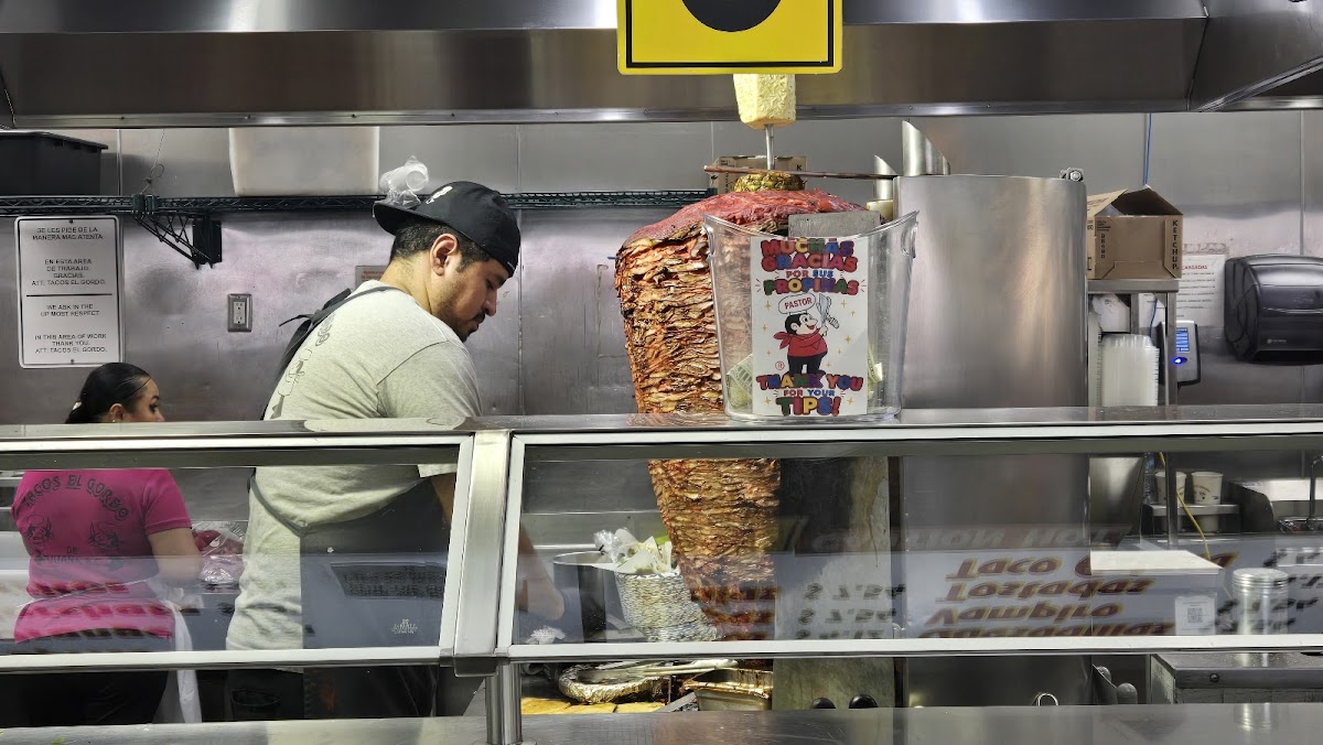 Tacos El Gordo — photo 2