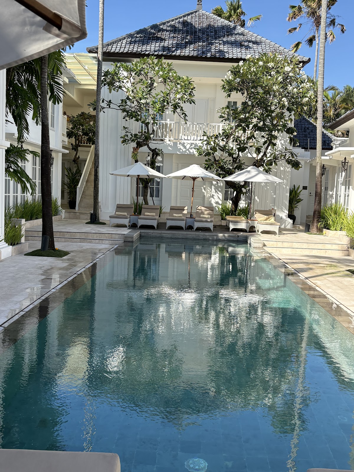 The Colony Hotel — photo 2