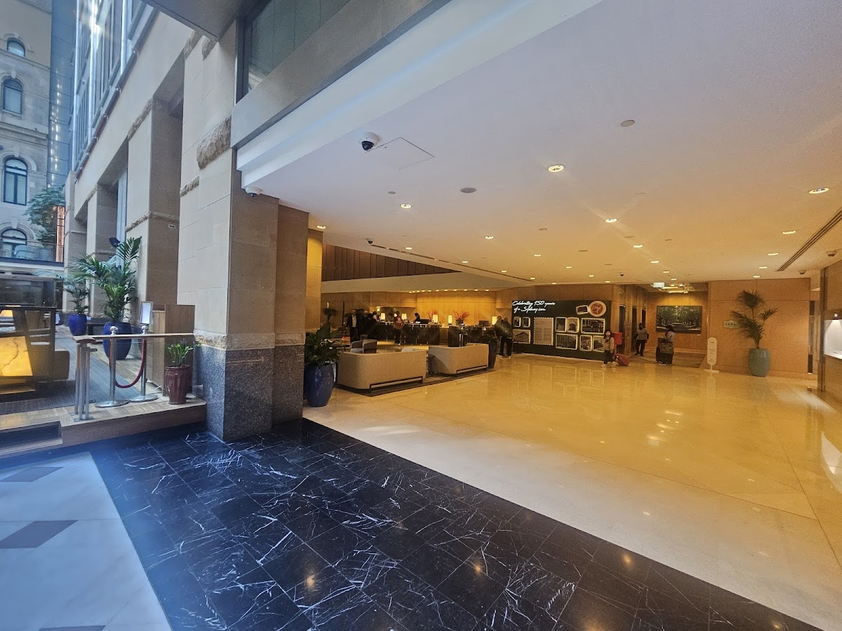 The Fullerton Hotel — photo 3