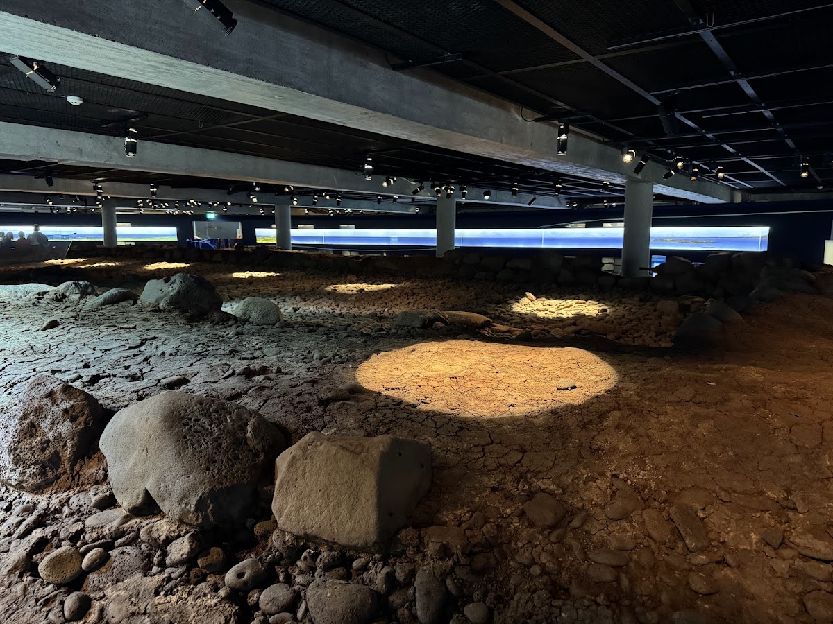 The Settlement Exhibition — photo 2