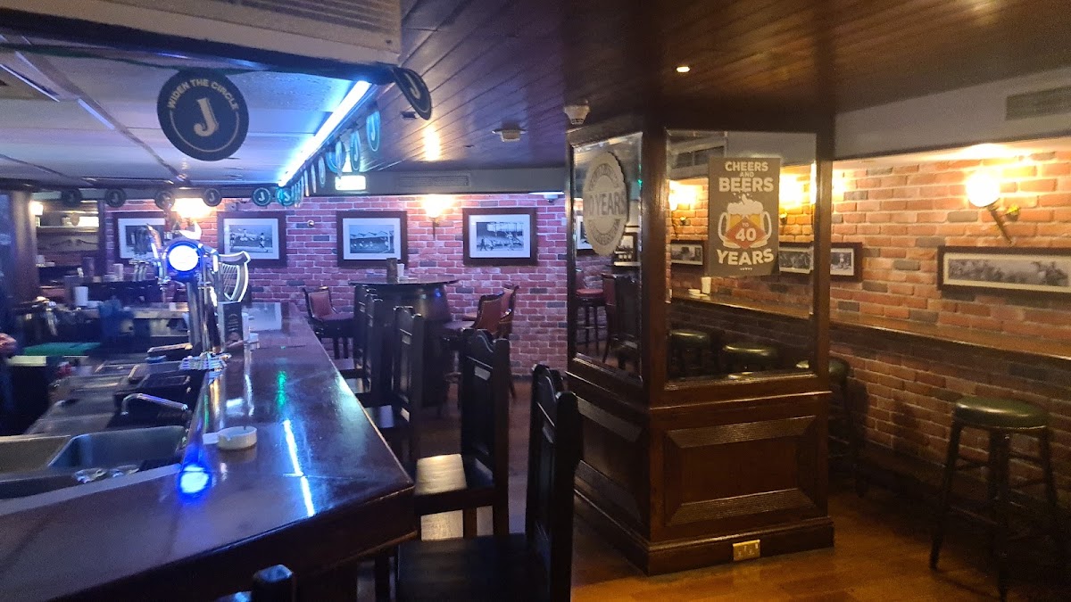 The Tavern — photo 2