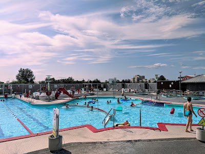 Thermal Bathing at Vesturbæjarlaug