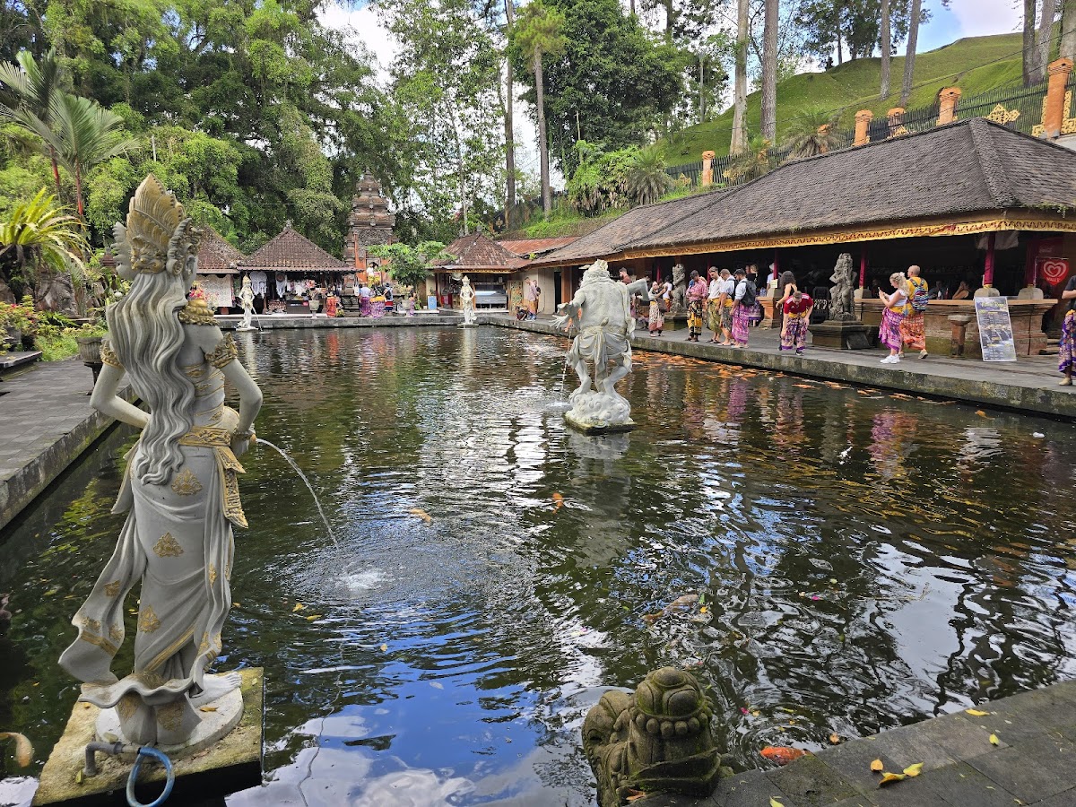 Tirta Empul, Bali