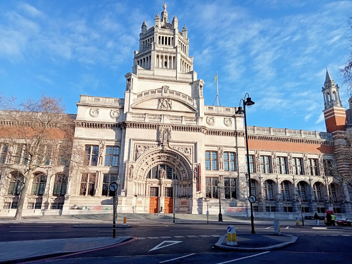 V&A (Victoria and Albert Museum) — photo 2